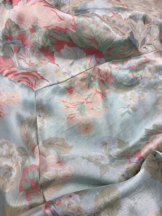 Vintage Victoria’s Secret Long Satin Slip Dress Floral Lace Trim Gold Label S - Picture 7 of 9